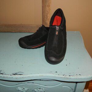 Lands' End Black All Weather Suede Moc Loafer With Zip Top Size 9B